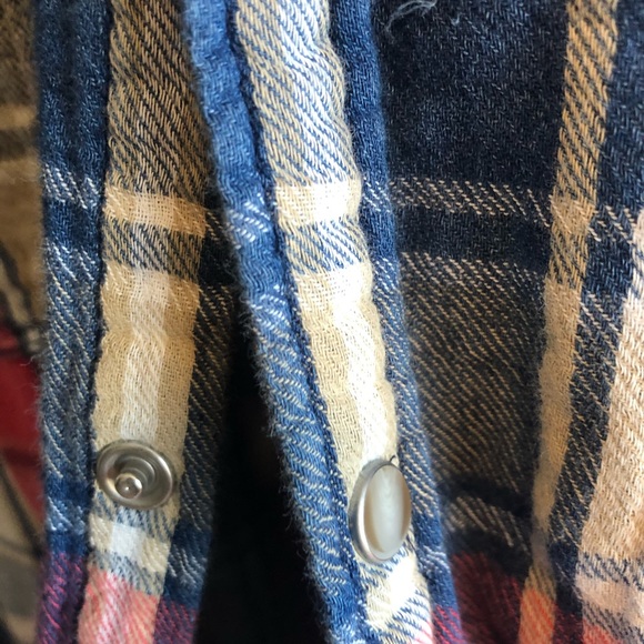Express button down flannel - Picture 4 of 5